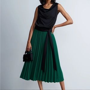 Skirt pleated long Size M